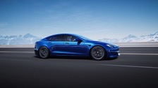Tesla_Model_S_2021-03-thumb.jpg Tesla Model S Plaid