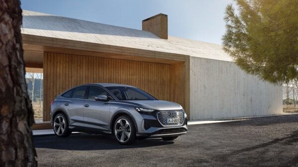 Audi_Q4_e-tron_Sportback_2021-08.jpg Audi Q4 Sportback e-tron 55 quattro