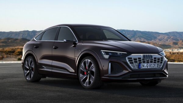 Audi_Q8-etron-sportback-2023-01.jpg Audi Q8 e-tron Sportback 55 quattro