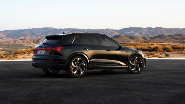 Audi_SQ8-etron-2023-04.jpg Audi SQ8 e-tron