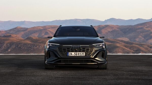 Audi_SQ8-etron-2023-05.jpg Audi SQ8 e-tron