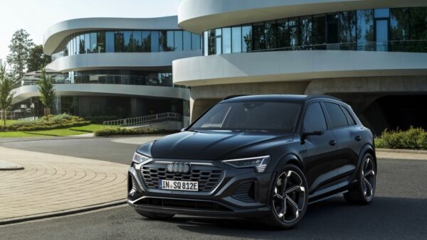Audi_SQ8-etron-2023-08.jpg Audi SQ8 e-tron