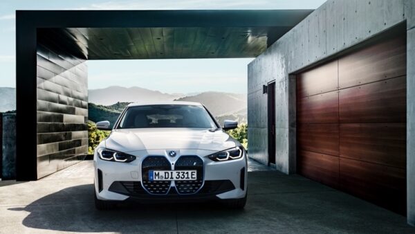 BMW_i4_eDrive40-04.jpg BMW i4 eDrive35