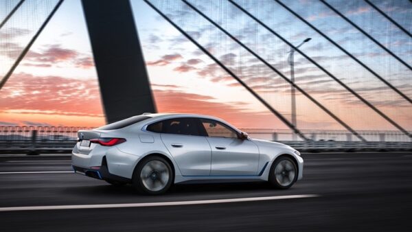 BMW_i4_eDrive40-05.jpg BMW i4 eDrive35