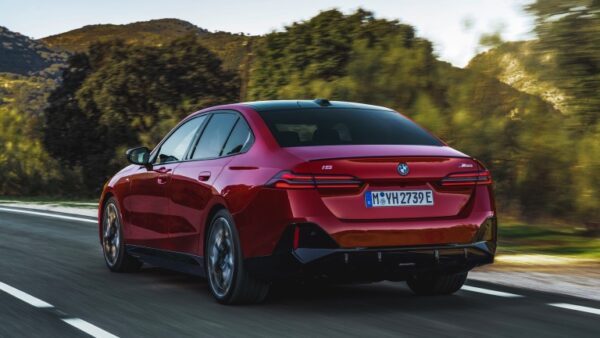 BMW_i5_M60_xDrive_Sedan-05.jpg BMW i5 M60 xDrive Sedan