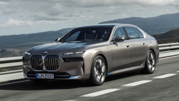 BMW_i7_2022-01.jpg BMW i7 eDrive50