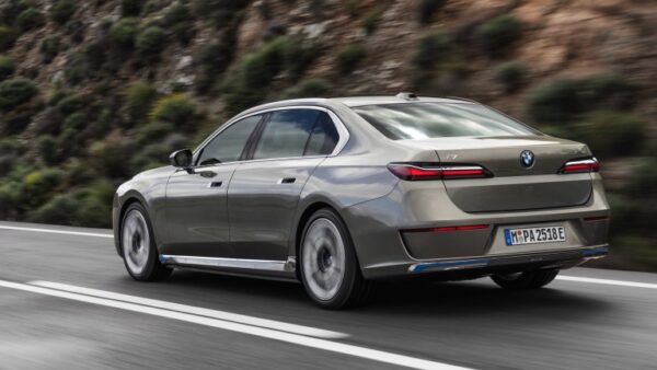 BMW_i7_2022-03.jpg BMW i7 eDrive50