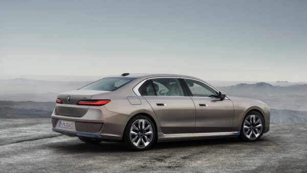 BMW_i7_2022-08.jpg BMW i7 eDrive50