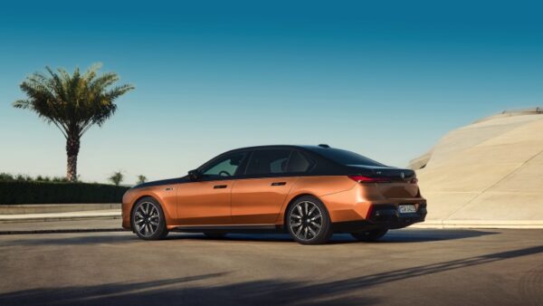 BMW_i7_M70_2023-03.jpg BMW i7 M70 xDrive