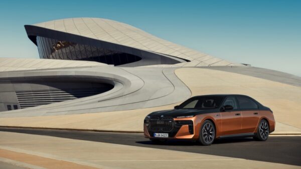 BMW_i7_M70_2023-04.jpg BMW i7 M70 xDrive