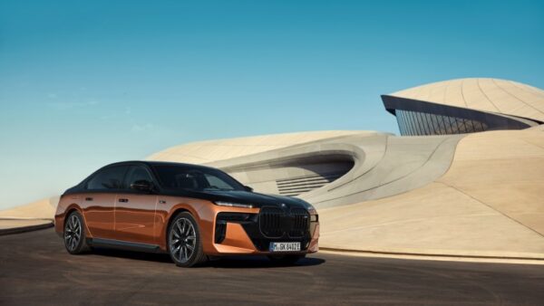BMW_i7_M70_2023-08.jpg BMW i7 M70 xDrive