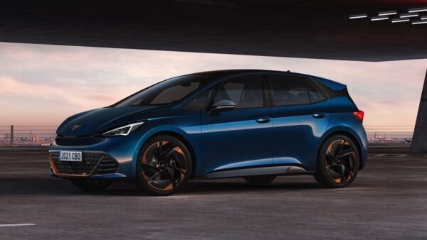 Cupra_el-Born-01.jpg CUPRA Born 170 kW - 77 kWh