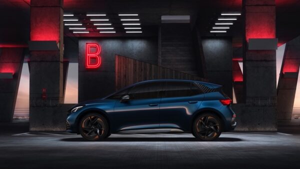 Cupra_el-Born-03.jpg CUPRA Born 170 kW - 77 kWh