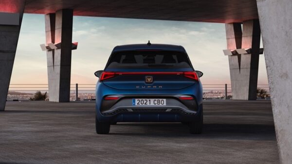 Cupra_el-Born-04.jpg CUPRA Born 170 kW - 77 kWh