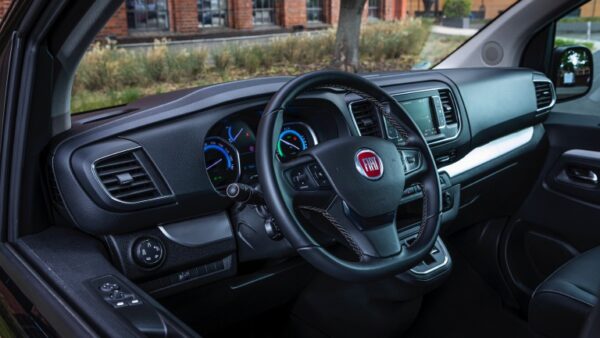 Fiat_E-Ulysse-07.jpg Fiat E-Ulysse L3 50 kWh