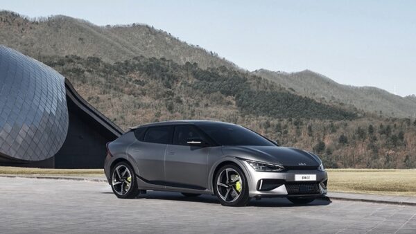 Kia_EV6_GT_2021-01.jpg Kia EV6 GT