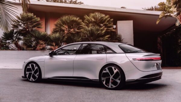 Lucid_Air-02.jpg Lucid Air Pure AWD