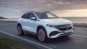 Mercedes_EQA-01.jpg Mercedes EQA 300 4MATIC