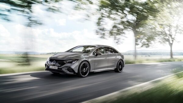 Mercedes_EQE-03.jpg Mercedes EQE 300