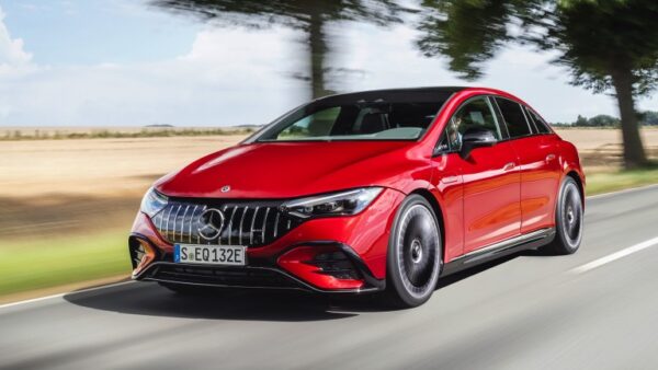 Mercedes_EQE_AMG_43-01.jpg Mercedes EQE AMG 43 4MATIC