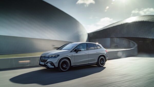 Mercedes_EQE_AMG_SUV-05.jpg Mercedes EQE SUV AMG 53 4MATIC+