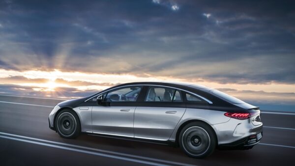 Mercedes_EQS_2021-02.jpg Mercedes EQS 450 4MATIC