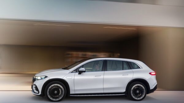 Mercedes_EQS_SUV_2022-06.jpg Mercedes EQS SUV 450 4MATIC