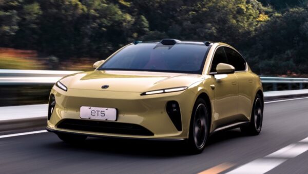 NIO_ET5-01.jpg NIO ET5 100 kWh