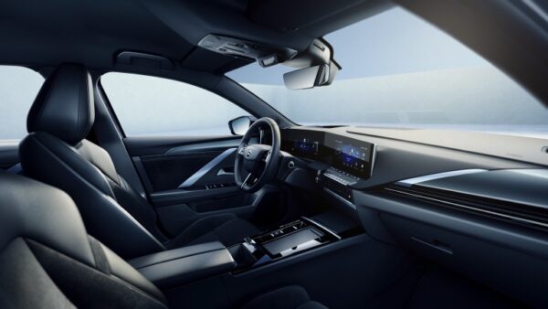 Opel_Astra_Sports_Tourer_Electric-08.jpg Opel Astra Sports Tourer Electric