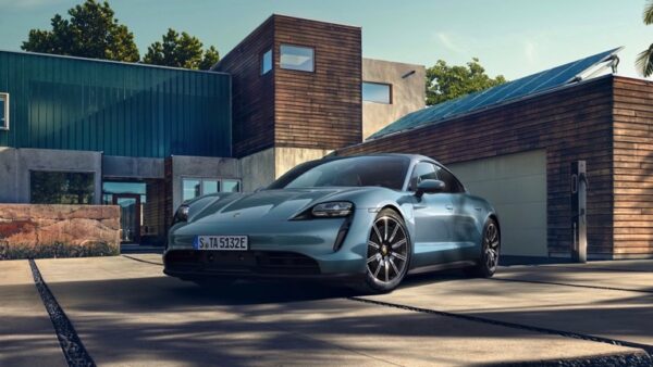 Porsche_Taycan_4S-01.jpg Porsche Taycan 4S
