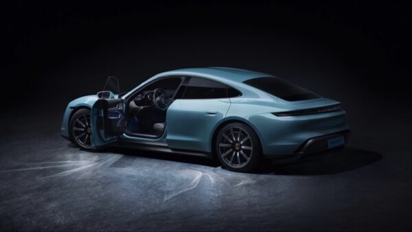 Porsche_Taycan_4S-06.jpg Porsche Taycan 4S