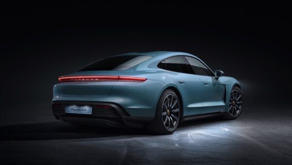 Porsche_Taycan_4S-07.jpg Porsche Taycan 4S