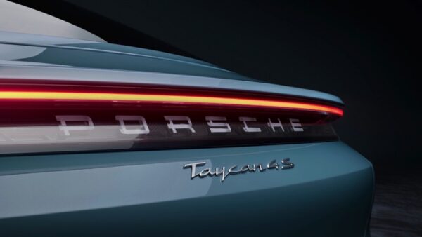 Porsche_Taycan_4S-08.jpg Porsche Taycan 4S