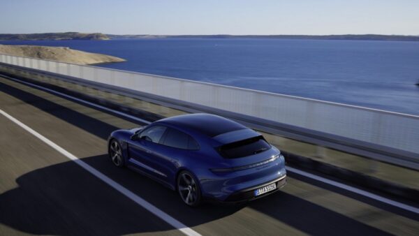 Porsche_Taycan_Sport_Turismo-06.jpg Porsche Taycan Turbo S Sport Turismo