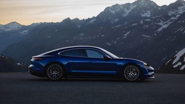 Porsche Taycan Turbo