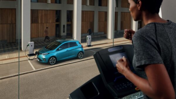 Renault_Zoe_2020-06.jpg Renault Zoe ZE50 R135