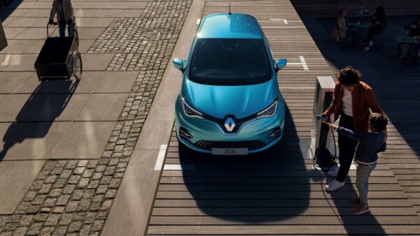 Renault_Zoe_2020-07.jpg Renault Zoe ZE50 R110