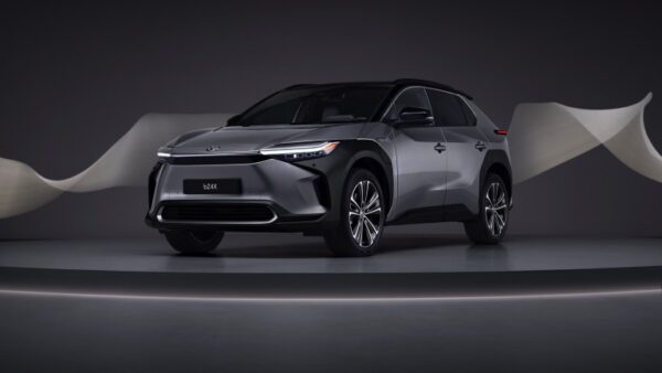 Toyota_bZ4X-04.jpg Toyota bZ4X AWD