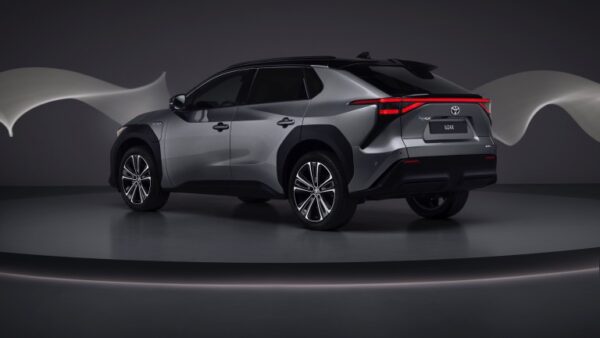 Toyota_bZ4X-05.jpg Toyota bZ4X AWD