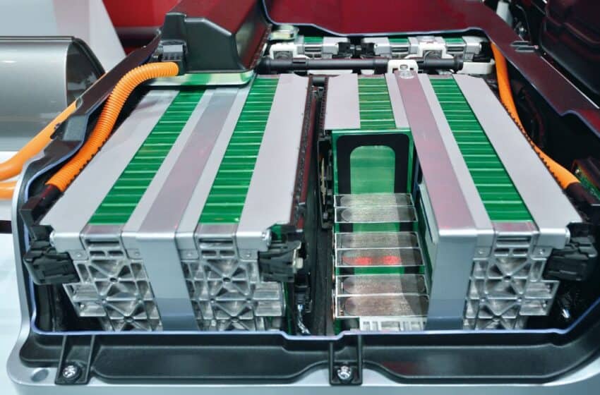 بطارية سيارة كهربائية